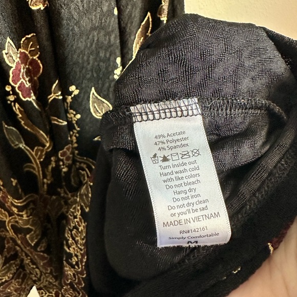 LuLaRoe Amelia from the Elegant Collection size M - Picture 10 of 12